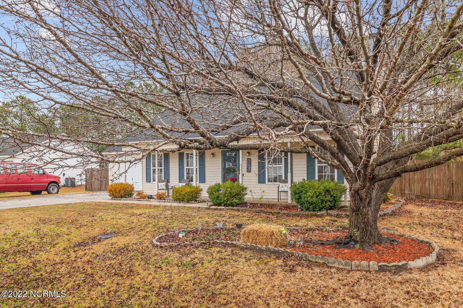 371 Running Road Jacksonville, NC 28546 - Photo 2 of 16 2