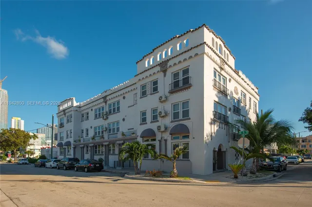 a front view of a building