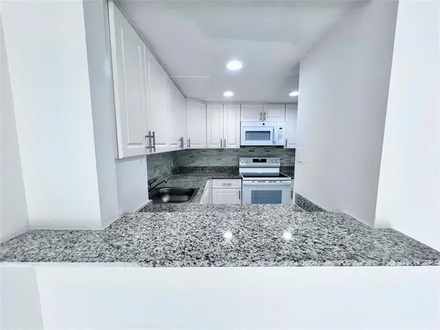 $2,040 | 2580 Northwest 56th Avenue, Unit 700409, Lauderhill, FL 33313