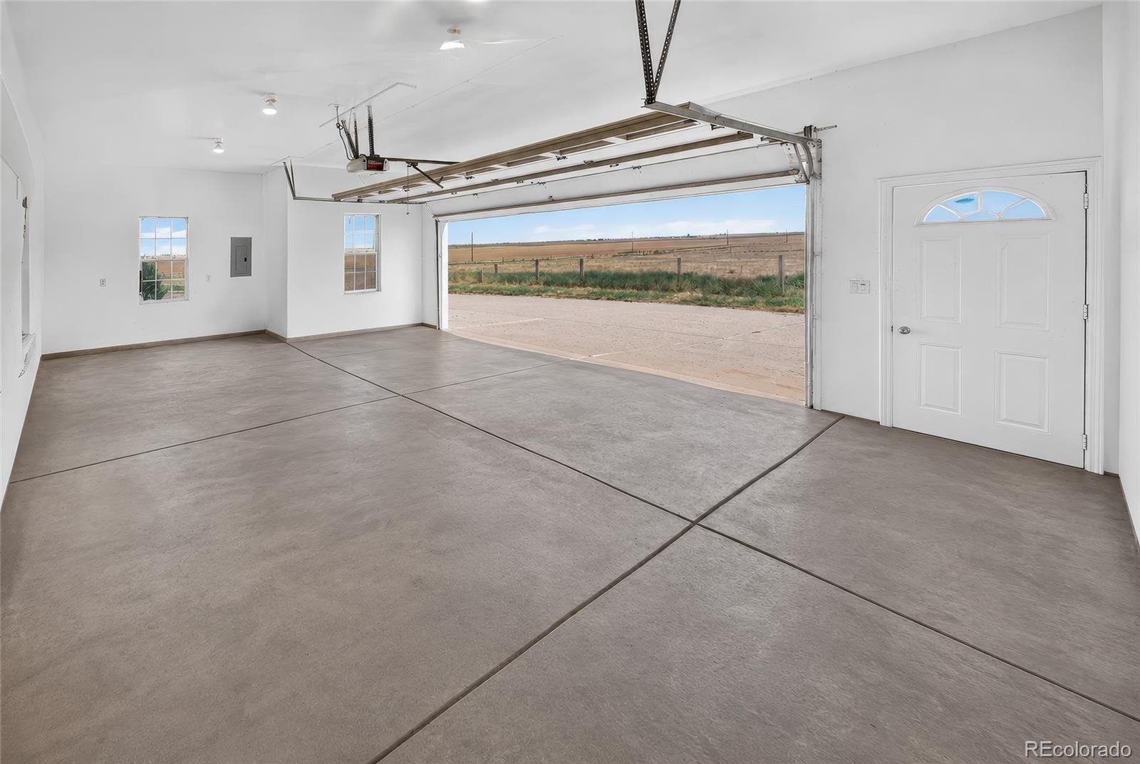 13291 North Harback Road Bennett, CO 80102 - Photo 33 of 50 Gallery Image 33