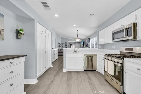 $715,000 | 976 Miraflores Drive, Corona, CA 92882