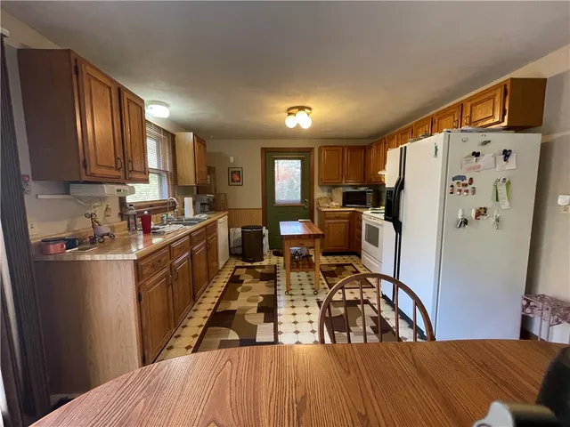 $450,000 | 4207 South County Trail, Charlestown, RI 02813