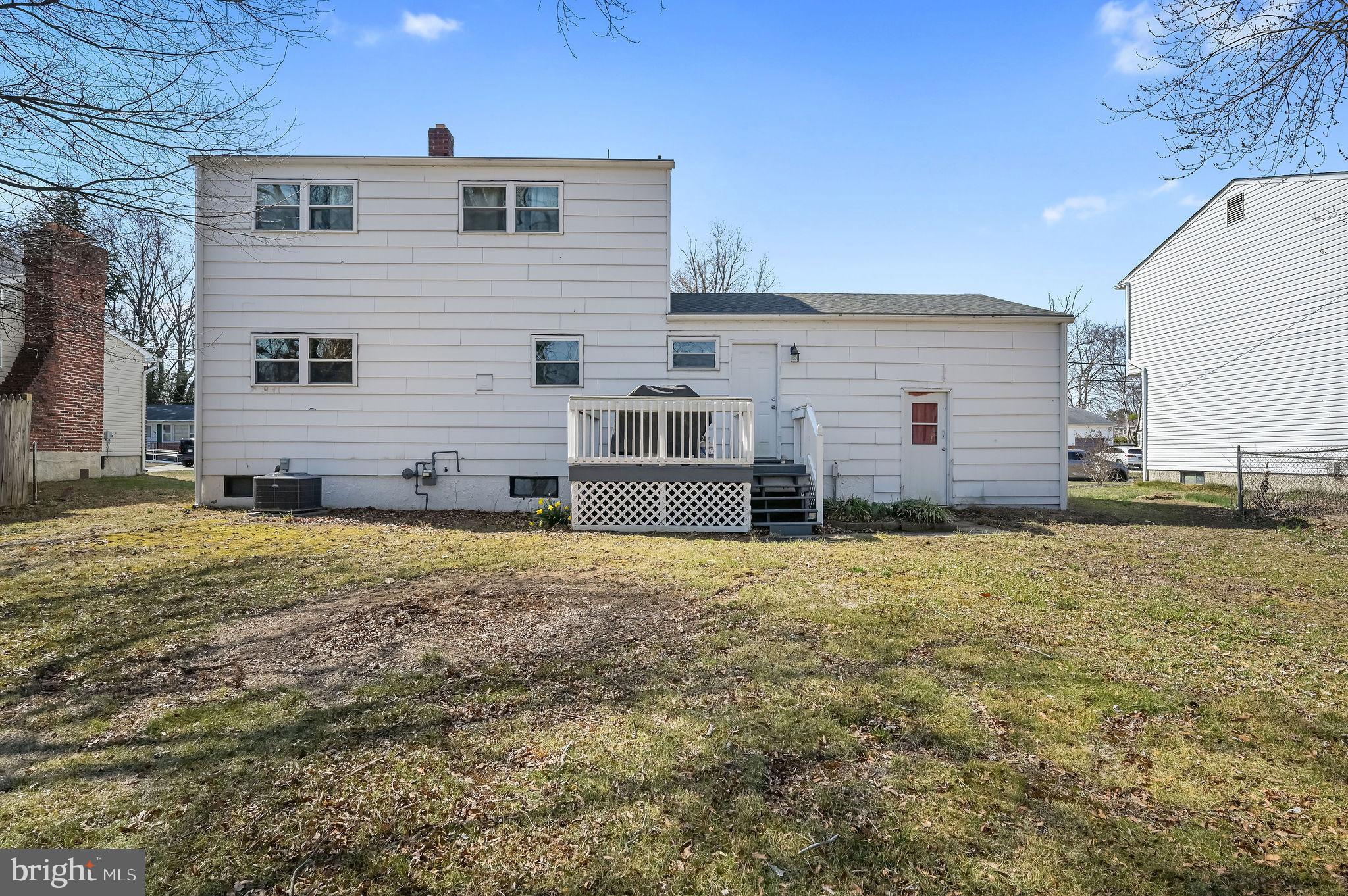 389 Nimitz Road Dover, DE 19901 - Photo 3 of 26 Spacious backyard