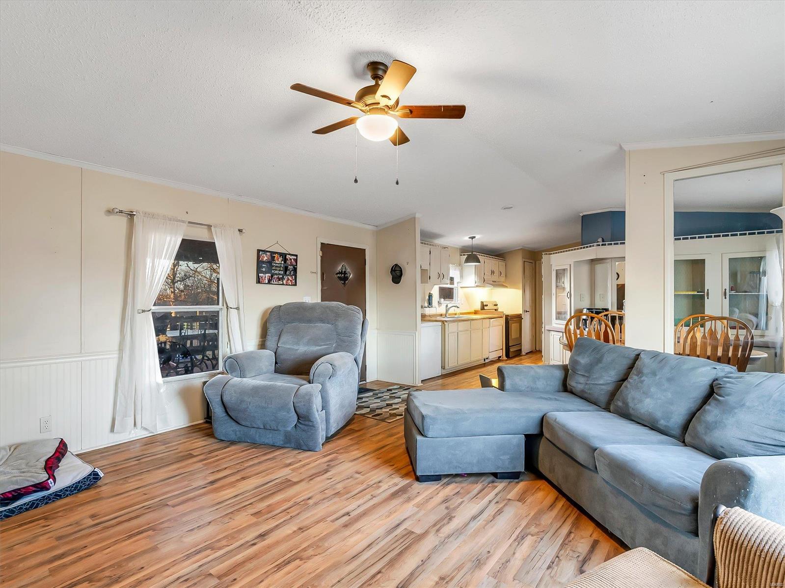 720 Frst Wds Trail St. Clair, MO 63077 - Photo 4 of 39