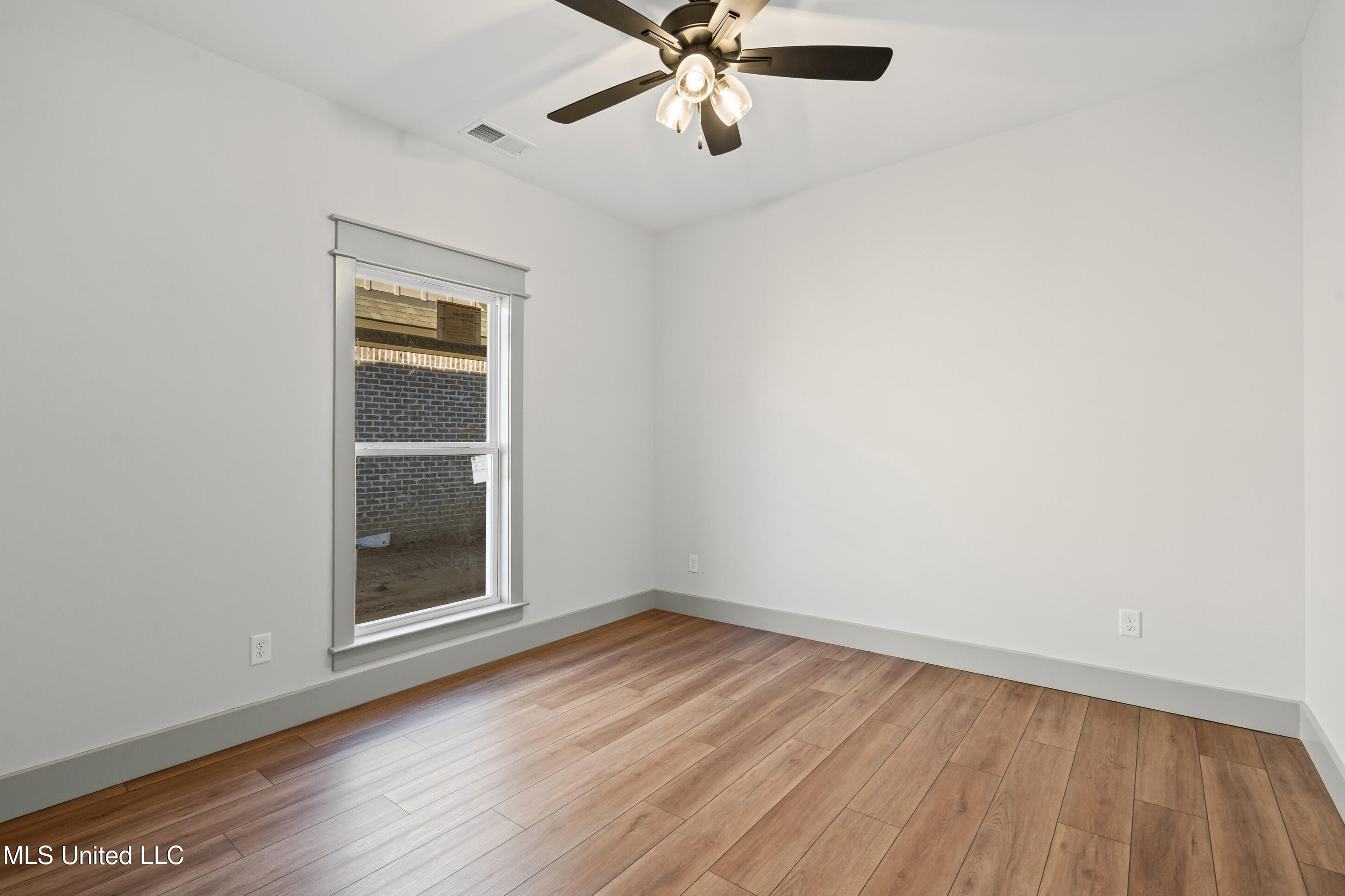 2651 Della Street Hernando, MS 38632 - Photo 17 of 22 second bedroom