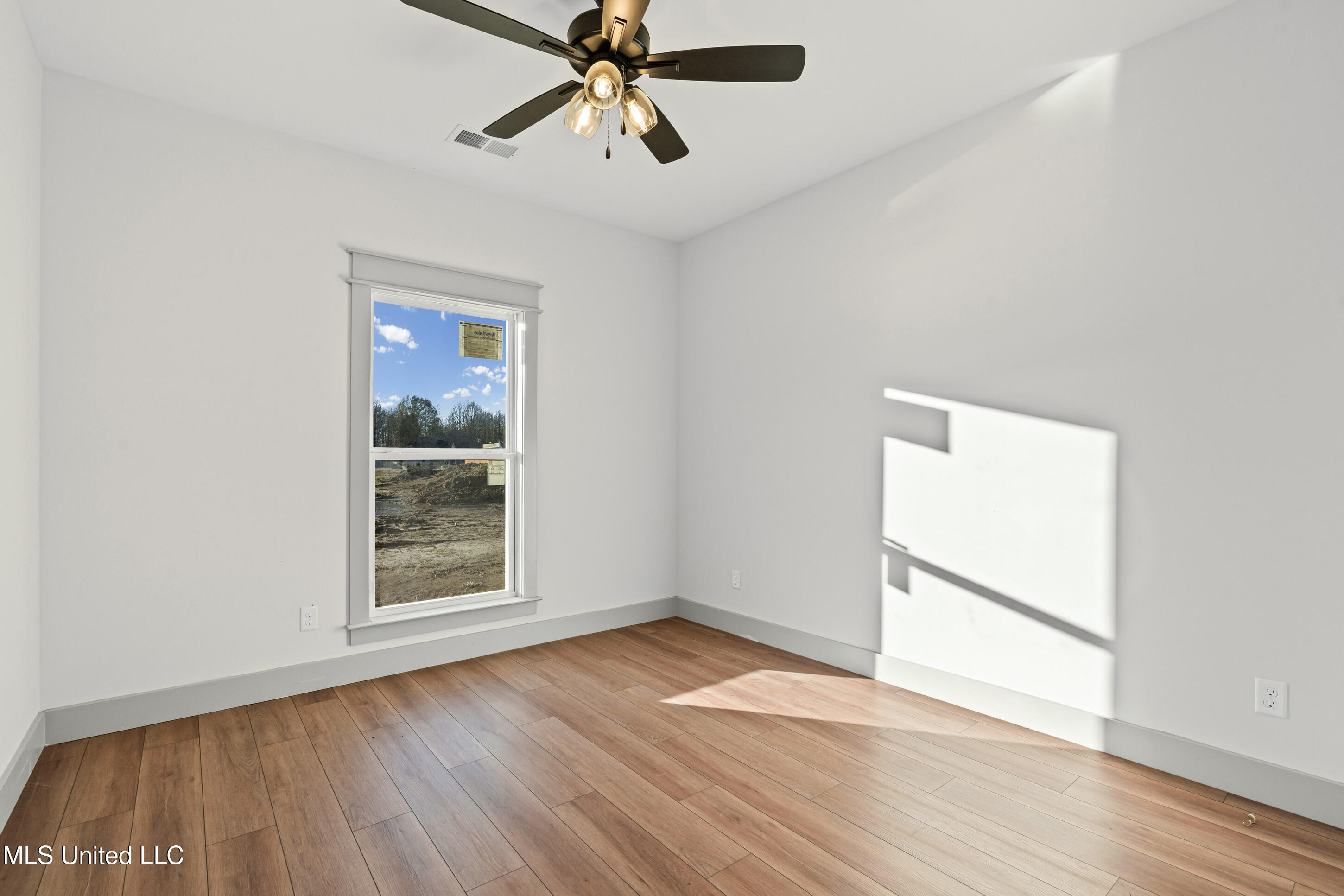 2651 Della Street Hernando, MS 38632 - Photo 20 of 22 third bedroom