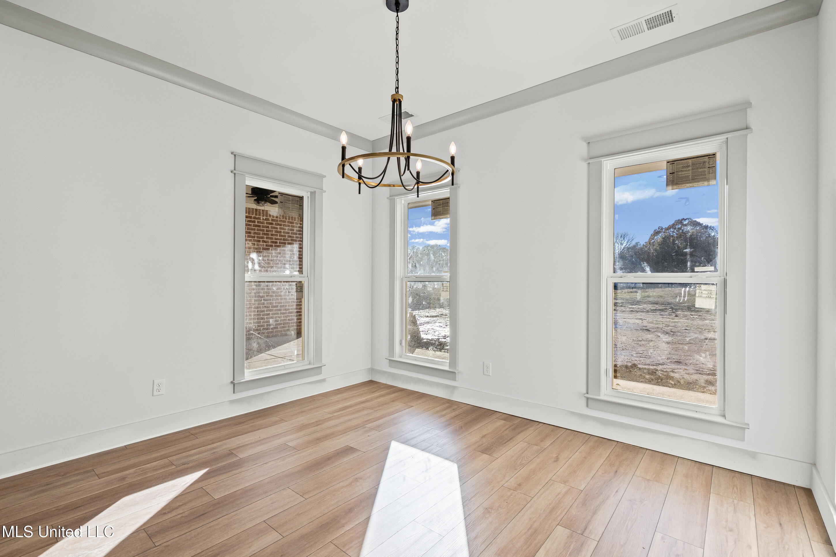 2651 Della Street Hernando, MS 38632 - Photo 7 of 22 dining room