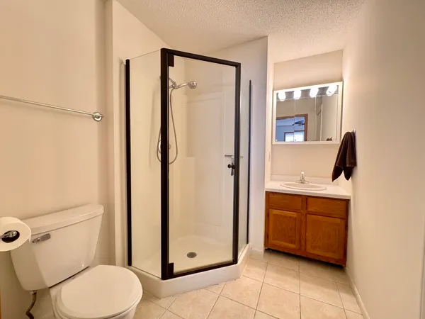 $274,900 | 406 Clover Court, Dixon, IL 61021