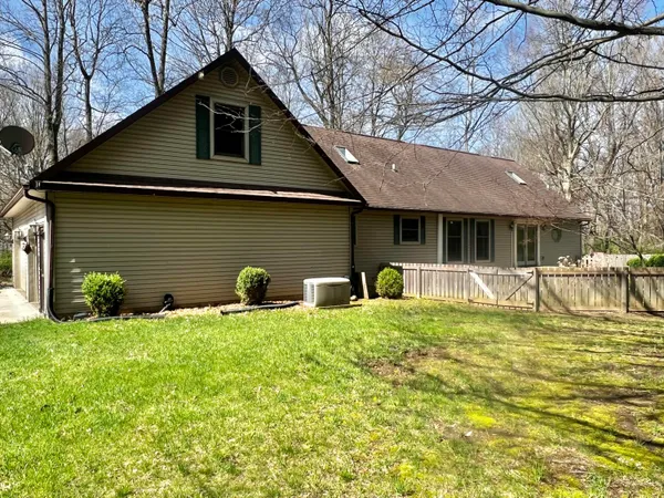 $499,900 | 1401 Meadow Lane, Hillsdale, MI 49242