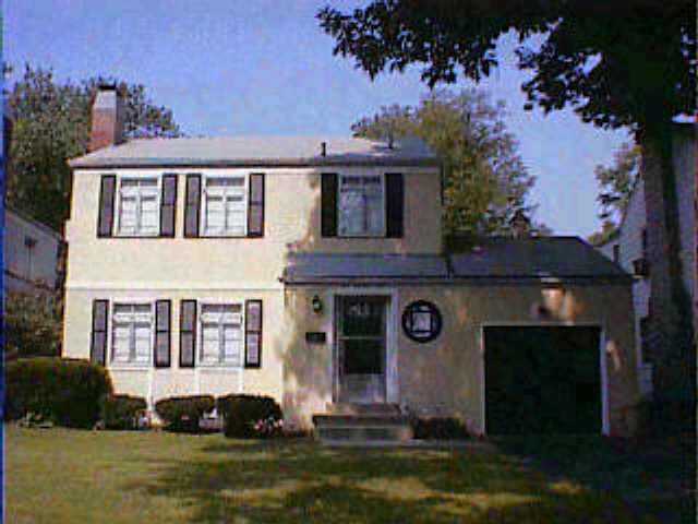 105 South Broadleigh Road Columbus, OH 43209 - Photo 1 of 1