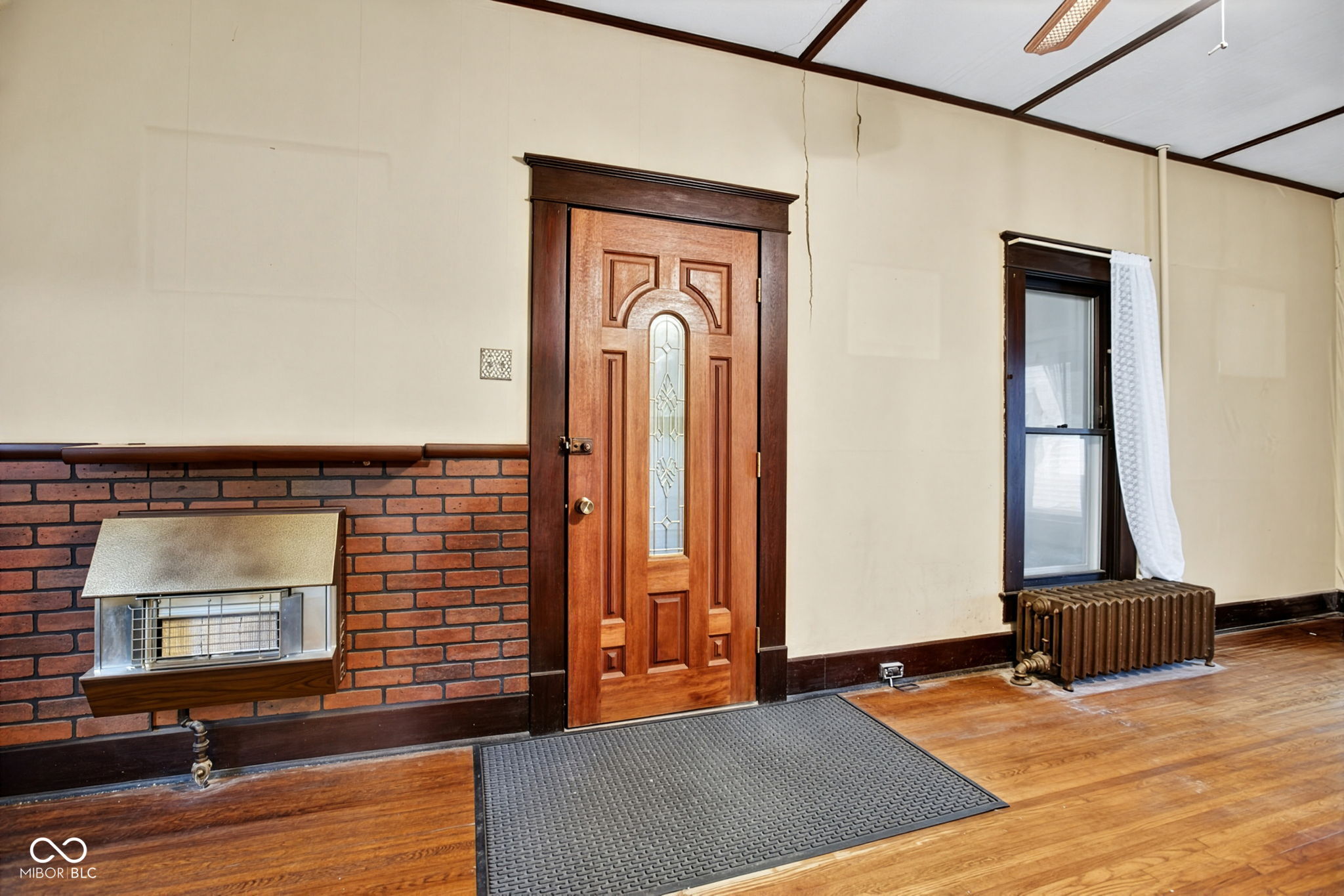 611 North Main Street Tipton, IN 46072 - Photo 5 of 43