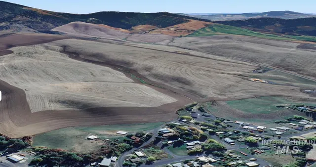 $200,000 | Tbd Tbd Gray Lane, Unit 2, Viola, ID 83872