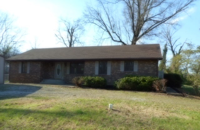 1300 South Yankeetown Road Boonville, IN 47601 - Photo 13 of 18 Gallery Image 13