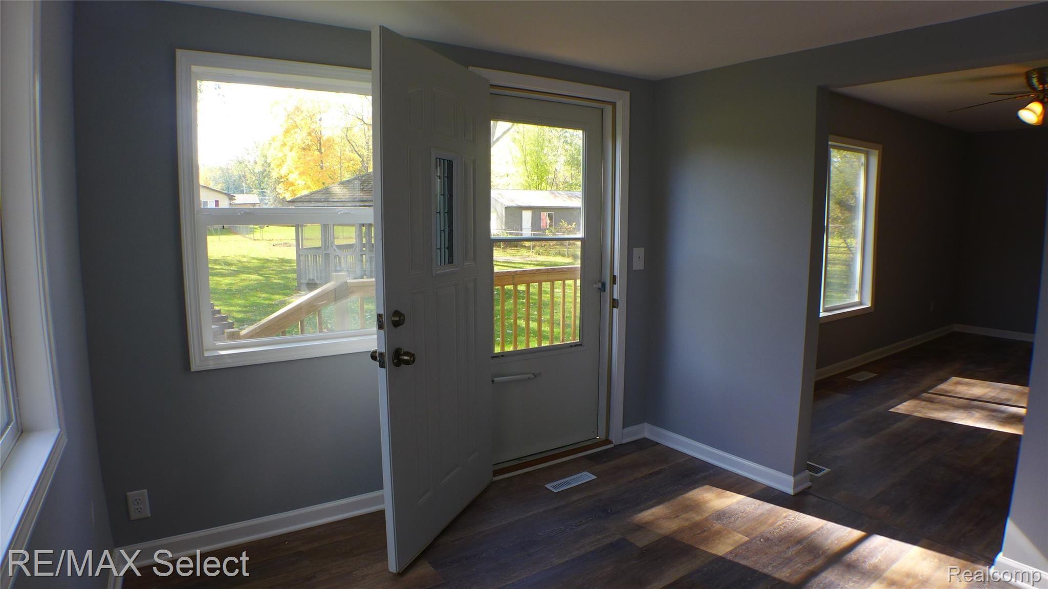 7159 West Mount Morris Road Flushing, MI 48433 - Photo 30 of 42 P1060441.JPG