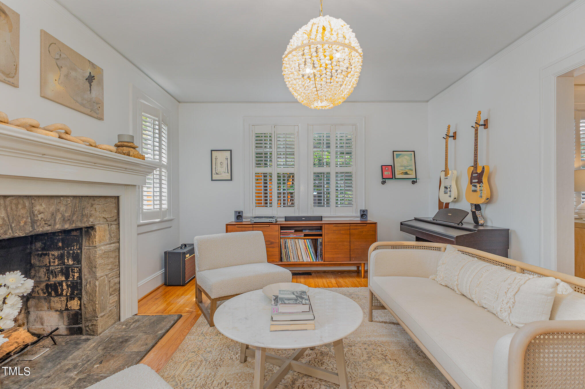 1506 Doughton Street Raleigh, NC 27608 - Photo 3 of 27 005_cy1a8308-edit
