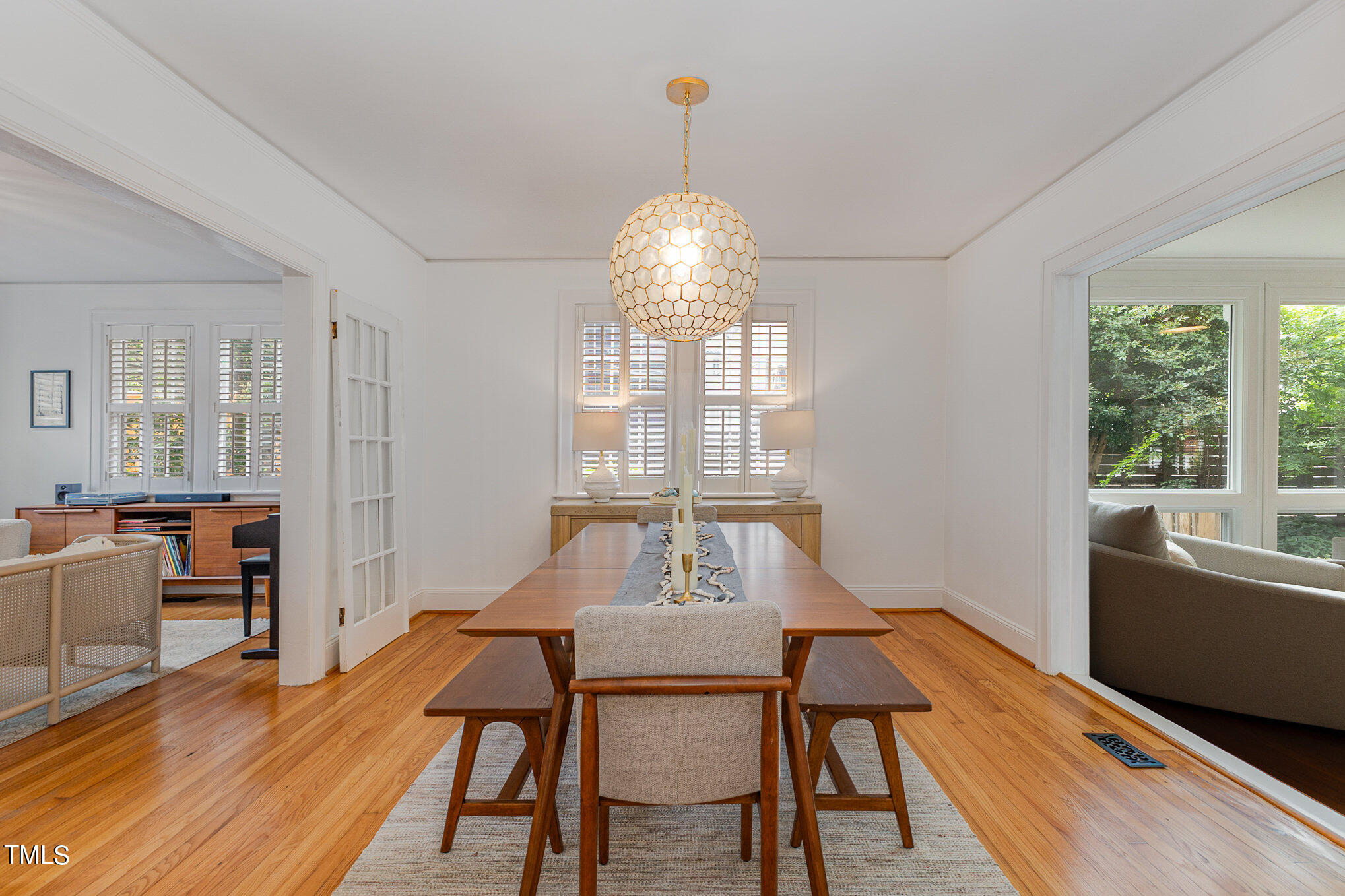 1506 Doughton Street Raleigh, NC 27608 - Photo 5 of 27 007_cy1a8317-edit