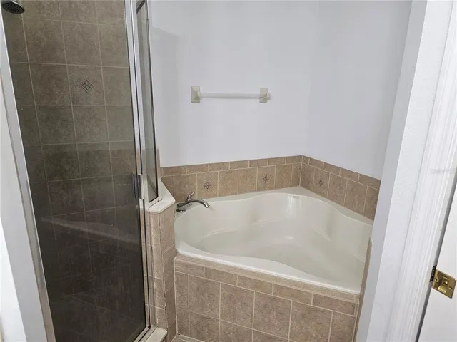 $2,100 | 1040 Crestwood Commons Avenue, Ocoee, FL 34761