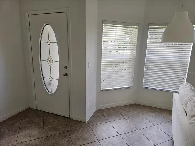 $2,100 | 1040 Crestwood Commons Avenue, Ocoee, FL 34761