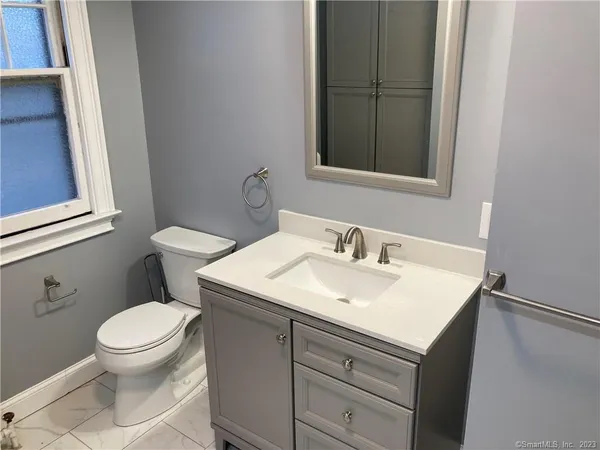 $2,750 | 18 Maplewood Avenue, West Hartford, CT 06119