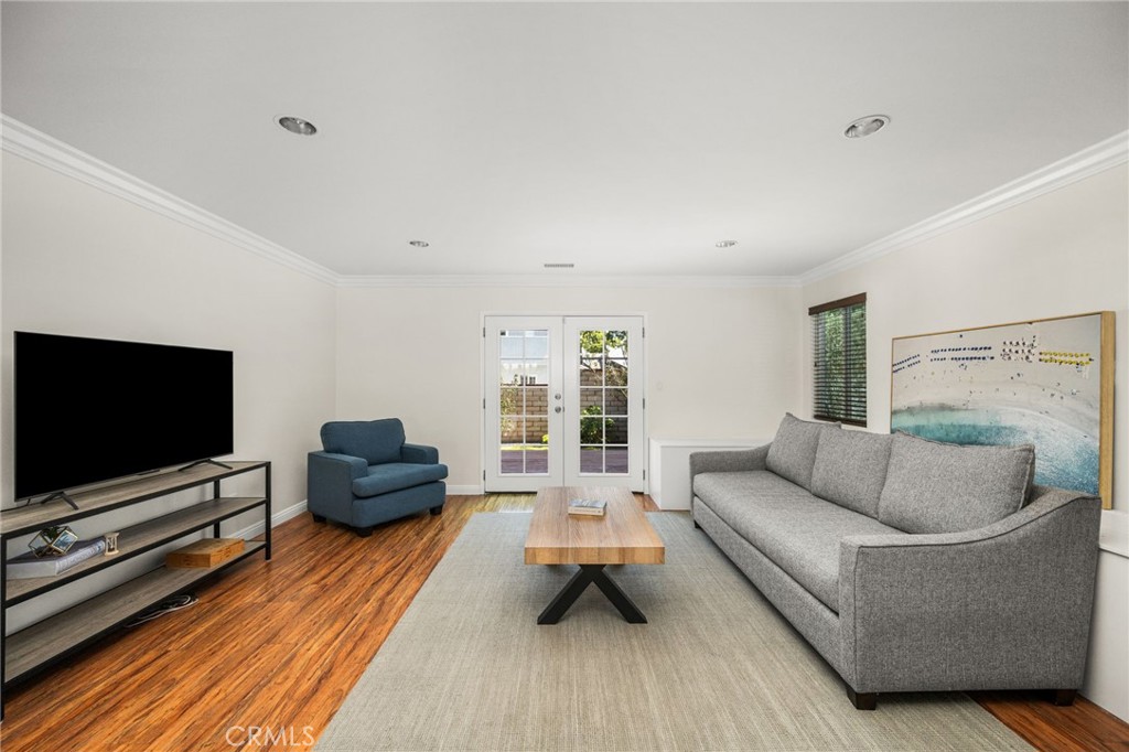 2152 North Greenbrier Road Long Beach, CA 90815 - Photo 22 of 49 Gallery Image 22