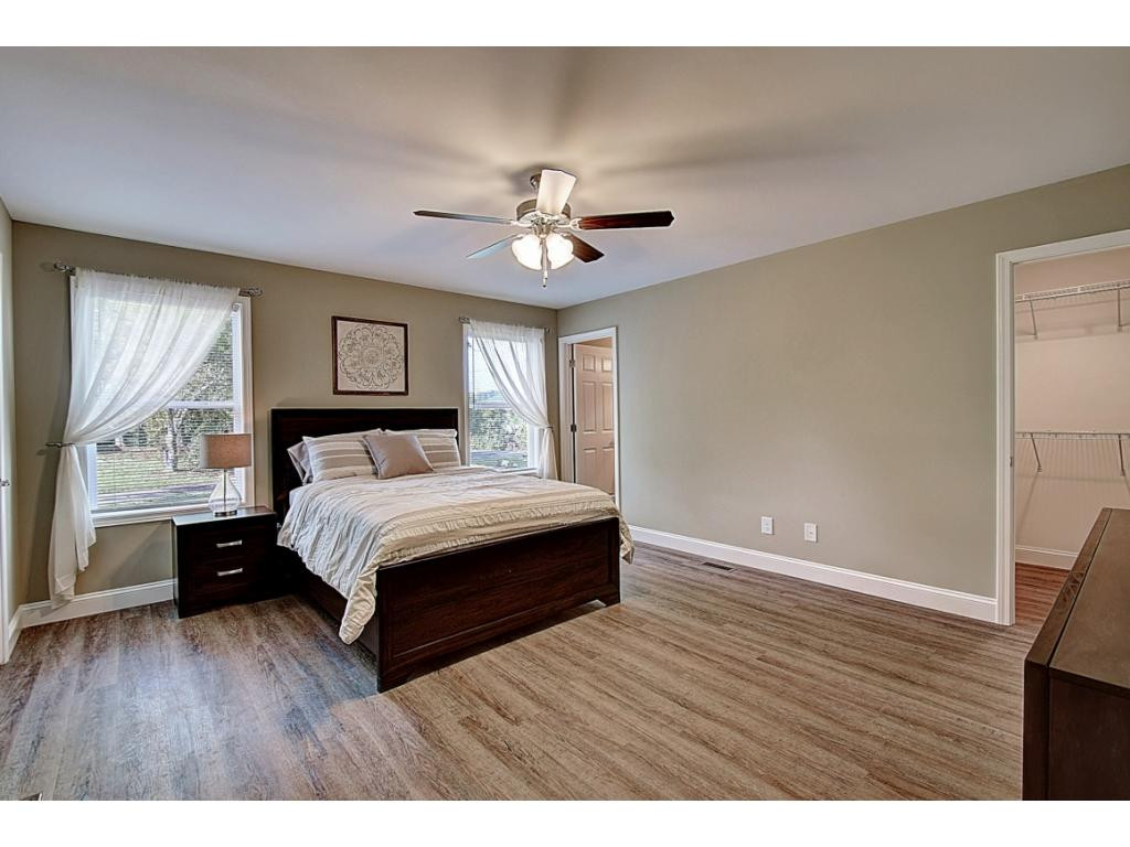 2927 Watauga Road, Unit 2 Johnson City, TN 37601 - Photo 18 of 28 Photo 18