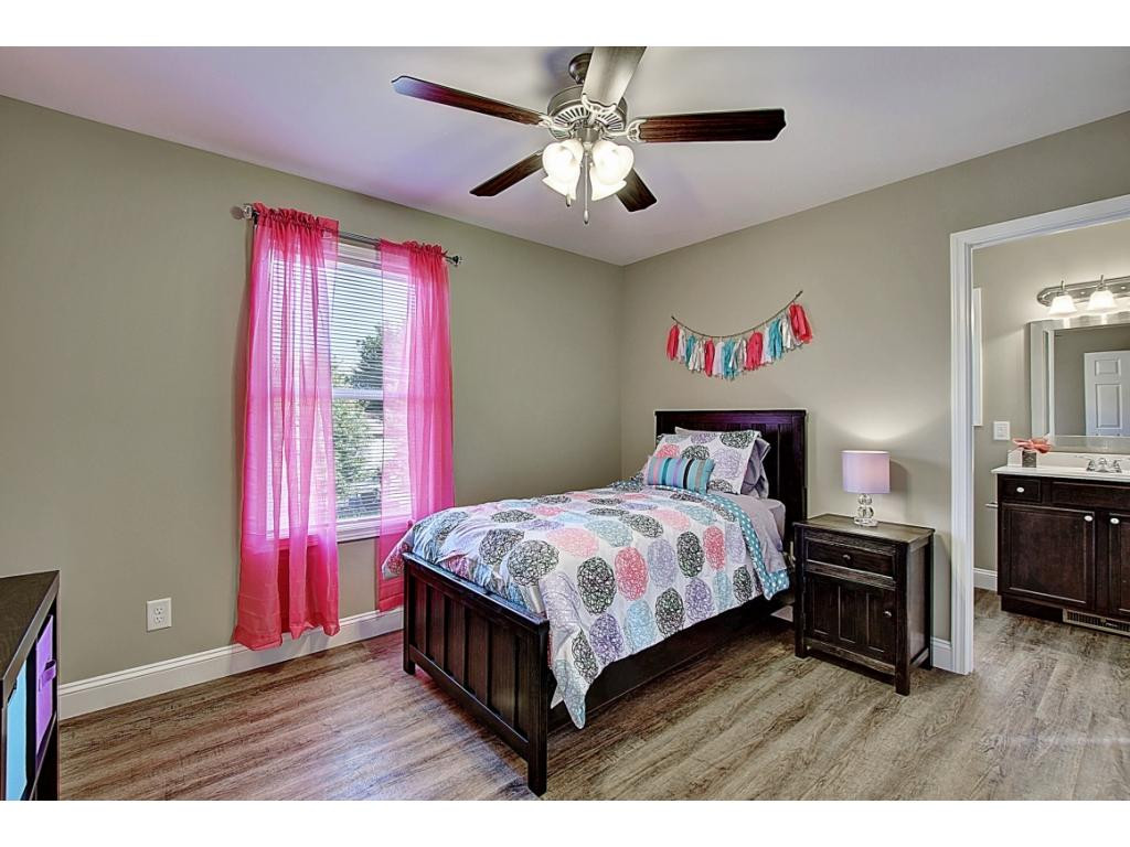 2927 Watauga Road, Unit 2 Johnson City, TN 37601 - Photo 25 of 28 Photo 25