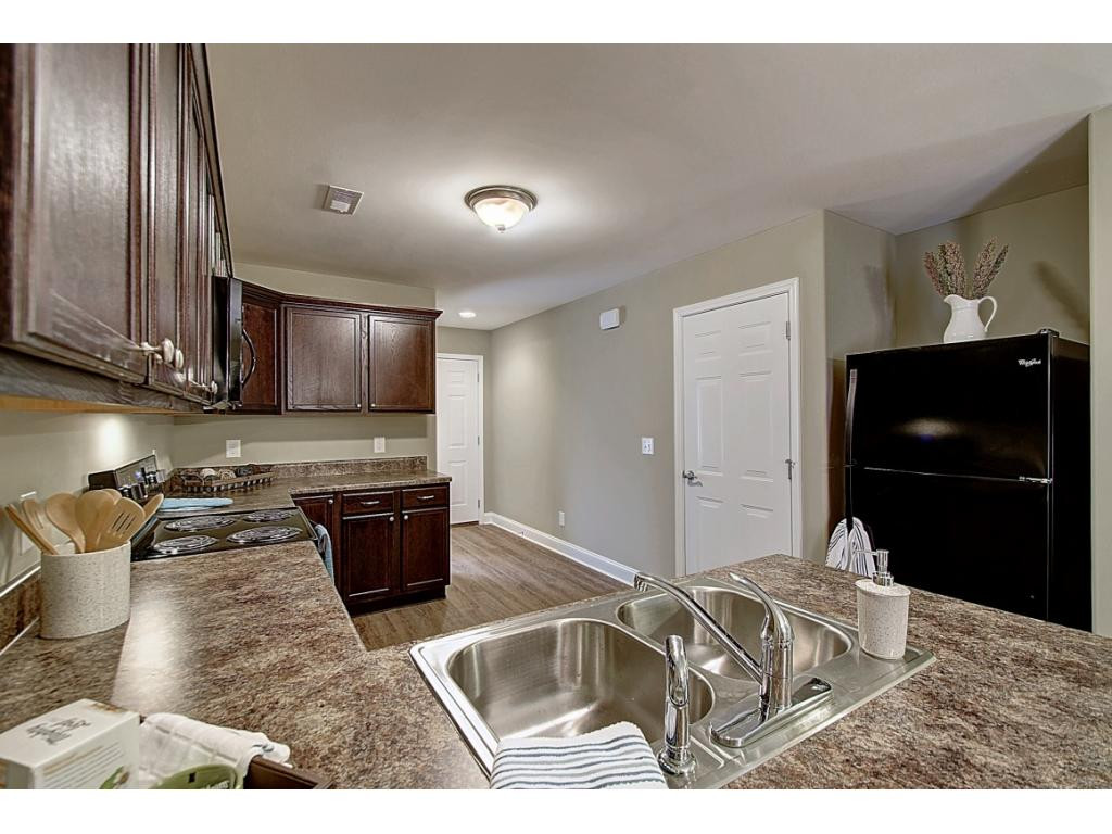 2927 Watauga Road, Unit 2 Johnson City, TN 37601 - Photo 9 of 28 Photo 9