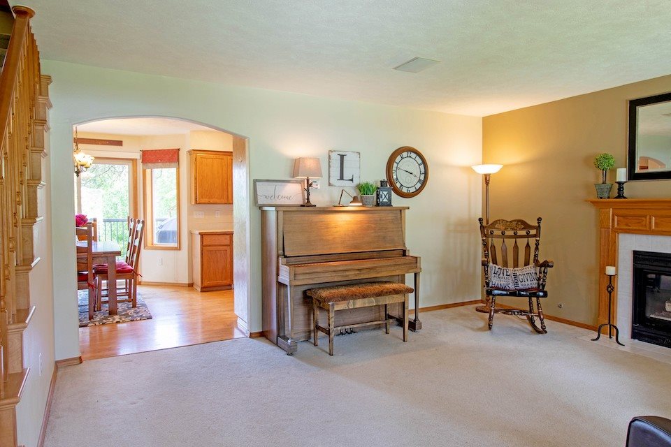 304 East Cooper Lane Colbert, WA 99005 - Photo 3 of 20 Gallery Image 3