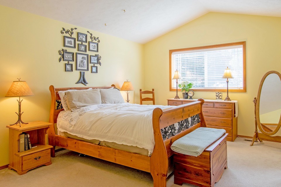 304 East Cooper Lane Colbert, WA 99005 - Photo 7 of 20 Gallery Image 7