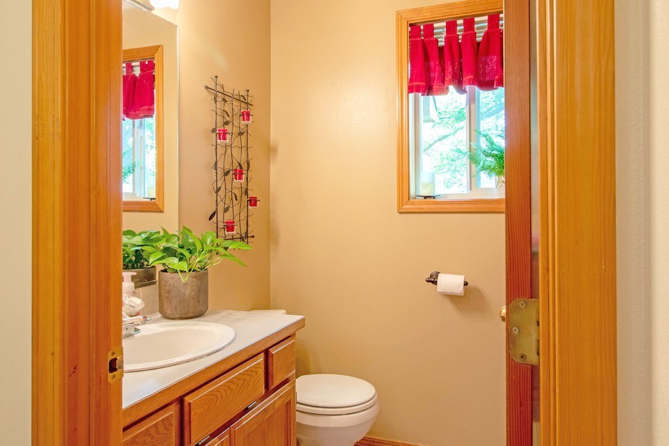 304 East Cooper Lane Colbert, WA 99005 - Photo 9 of 20 Gallery Image 9
