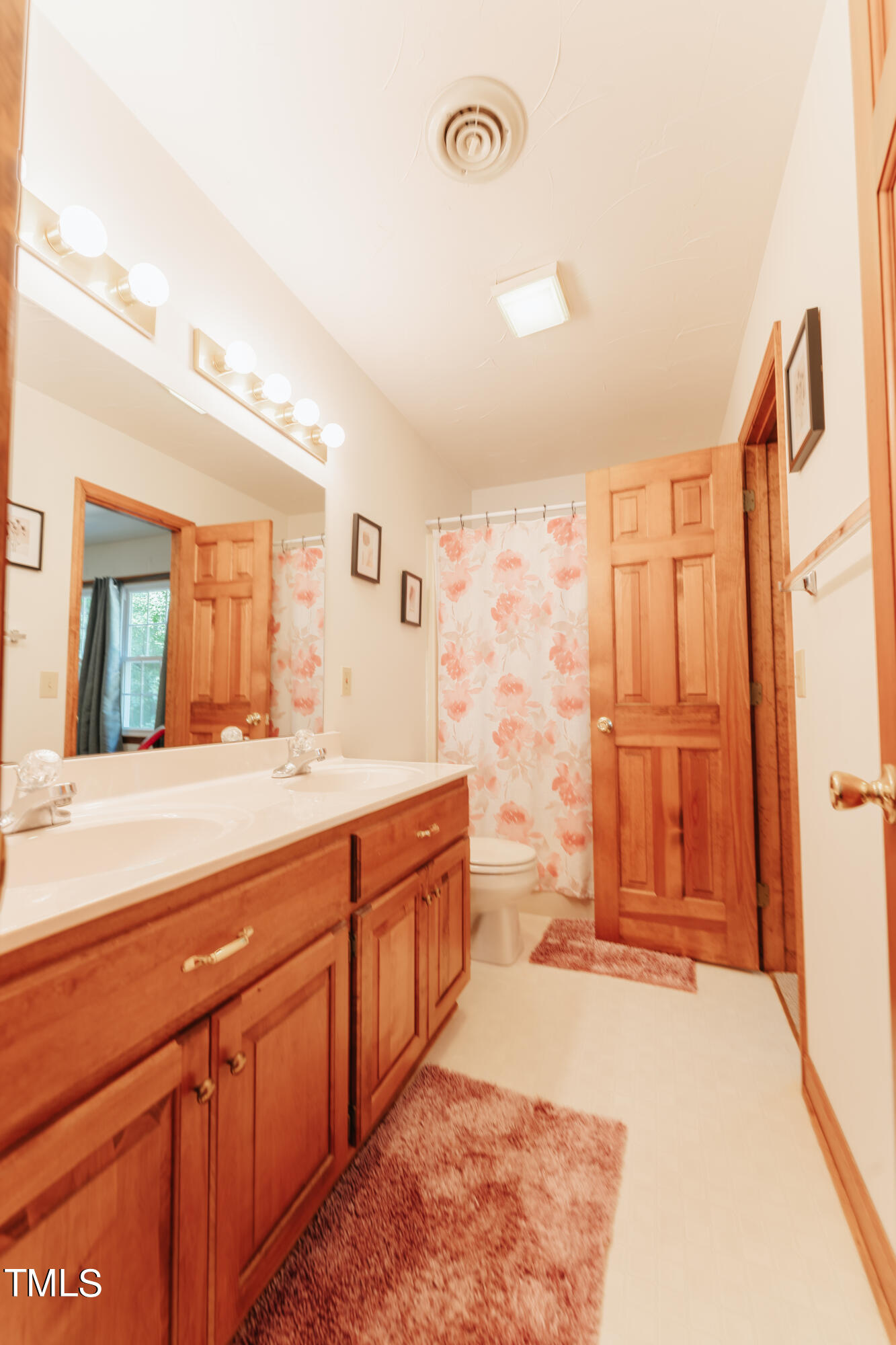 55 Sycamore Road Roxboro, NC 27574 - Photo 33 of 73 55SycamoreInt-62