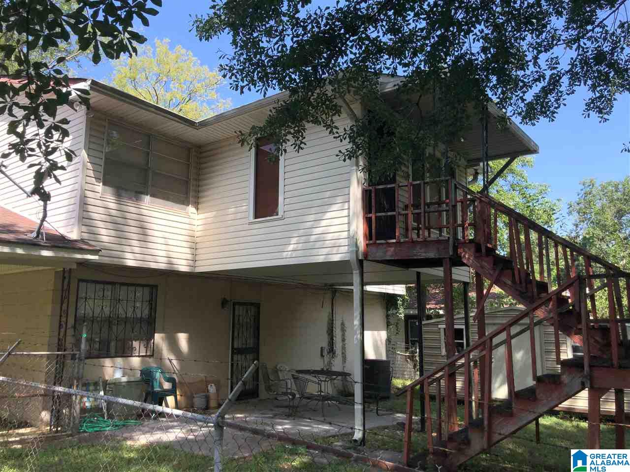 917 26th Street Southwest Birmingham, AL 35211 - Photo 3 of 20