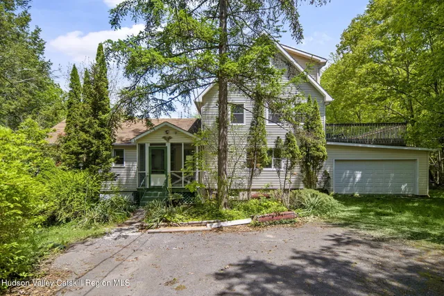 $350,000 | 240 Woodard Road, East Durham, NY 12423