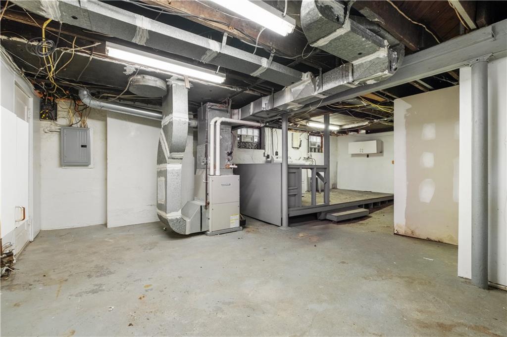 1306 Broadway Avenue McKees Rocks, PA 15136 - Photo 23 of 33 a view of water heater room