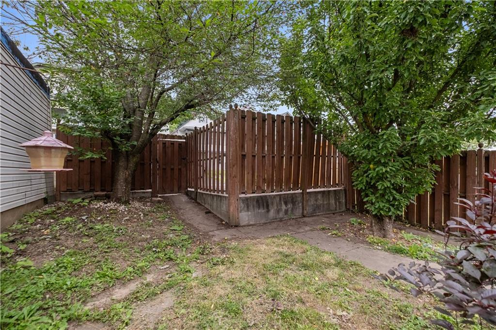 1306 Broadway Avenue McKees Rocks, PA 15136 - Photo 32 of 33 a view of a backyard