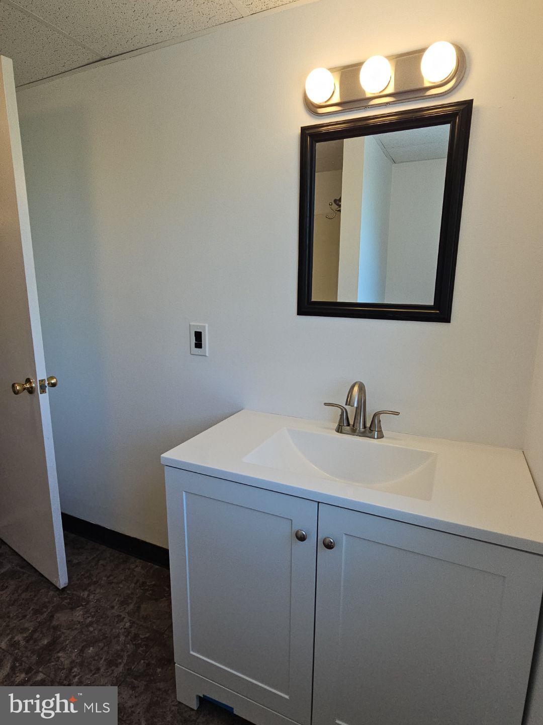 10 East Broad Street, Unit 2 Millville, NJ 08332 - Photo 17 of 33