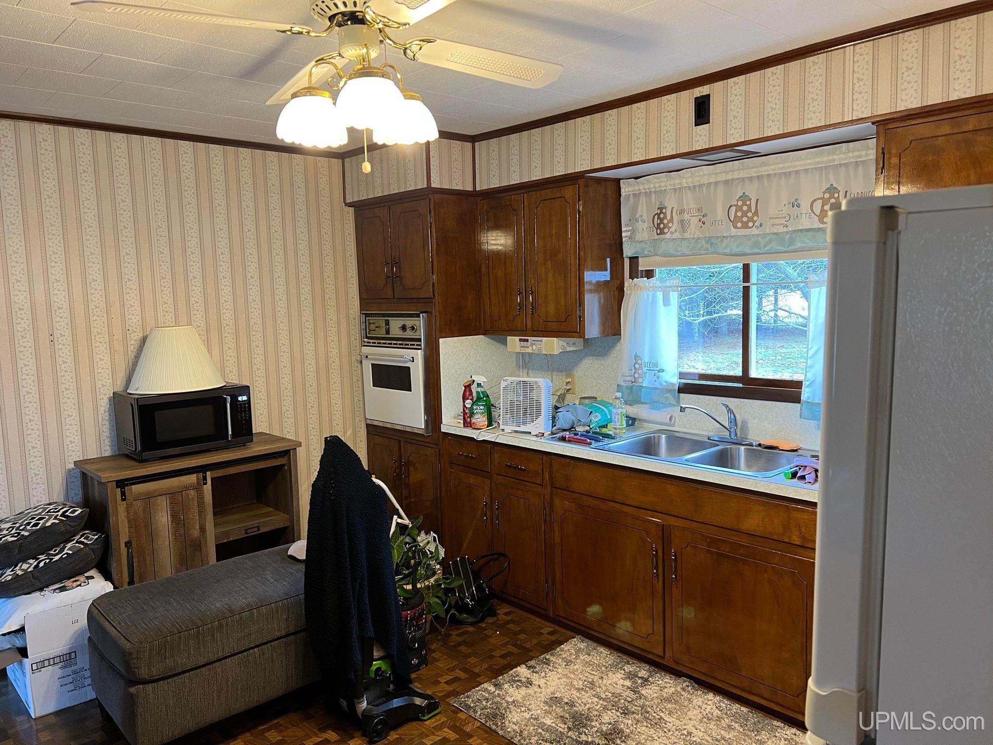 465 Hubble Road Manistique, MI 49854 - Photo 7 of 13 Gallery Image 7
