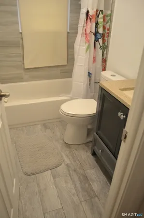 $389,900 | 237 New Britain Avenue, Newington, CT 06111