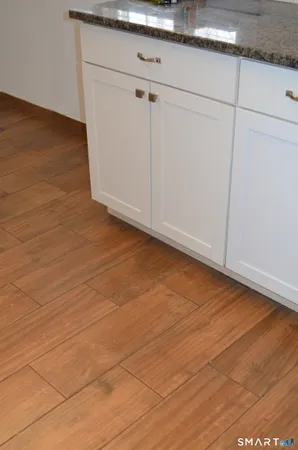 $389,900 | 237 New Britain Avenue, Newington, CT 06111