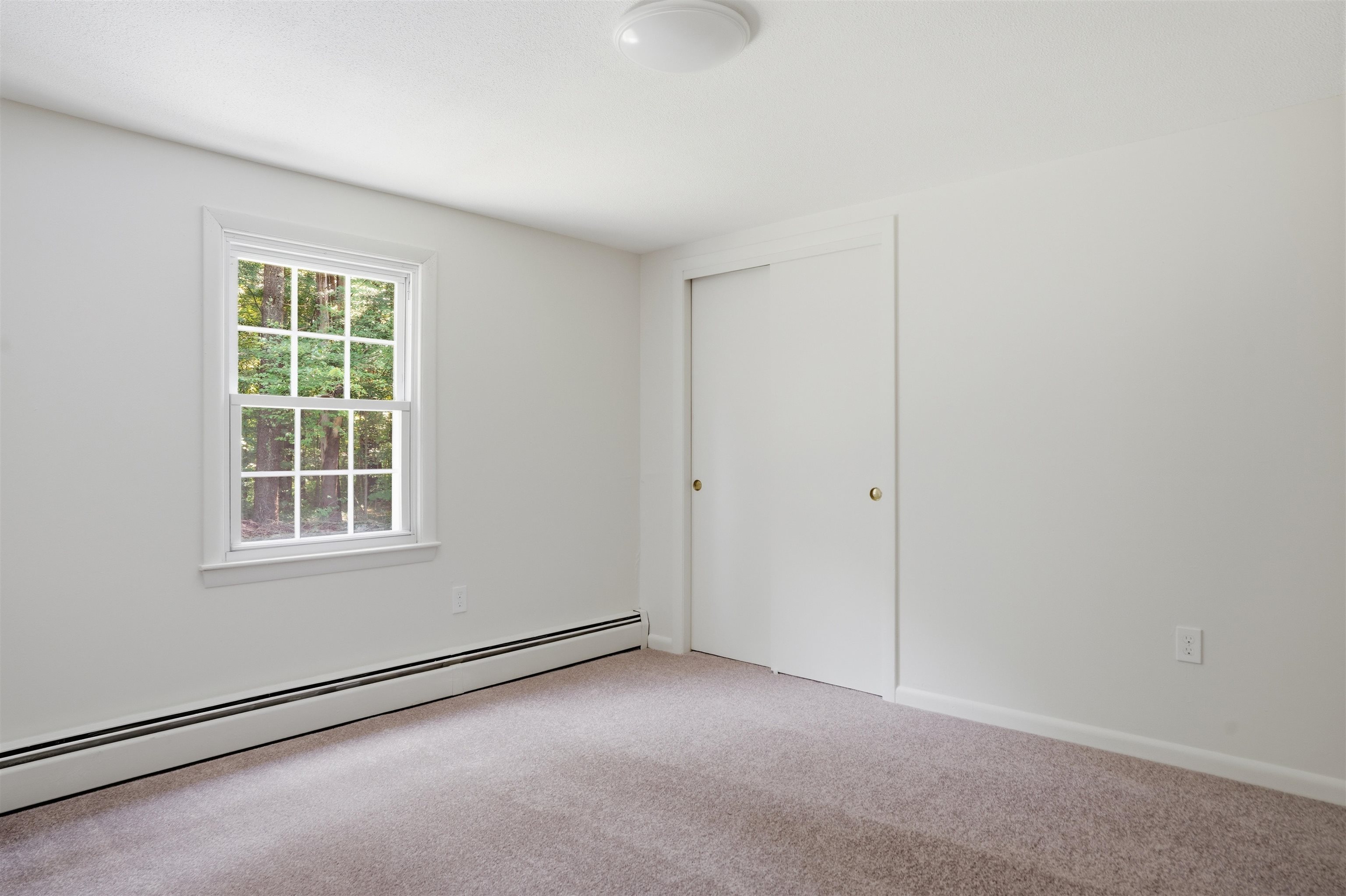 289 Derry Road, Unit B Hudson, NH 03051 - Photo 14 of 17
