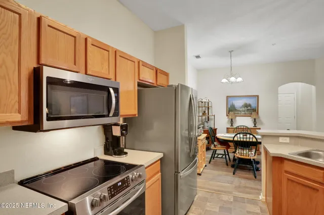 $165,000 | 785 Oakleaf Plantation Parkway, Unit 1634, Orange Park, FL 32065