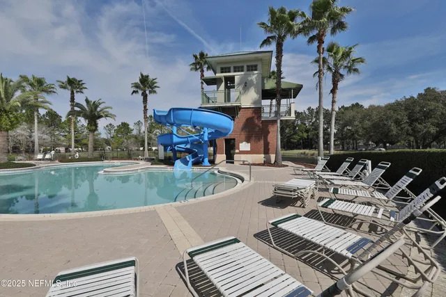 $165,000 | 785 Oakleaf Plantation Parkway, Unit 1634, Orange Park, FL 32065