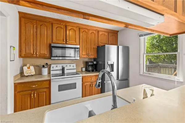 $300,000 | 4957 North Carolina Highway 772, Madison, NC 27025