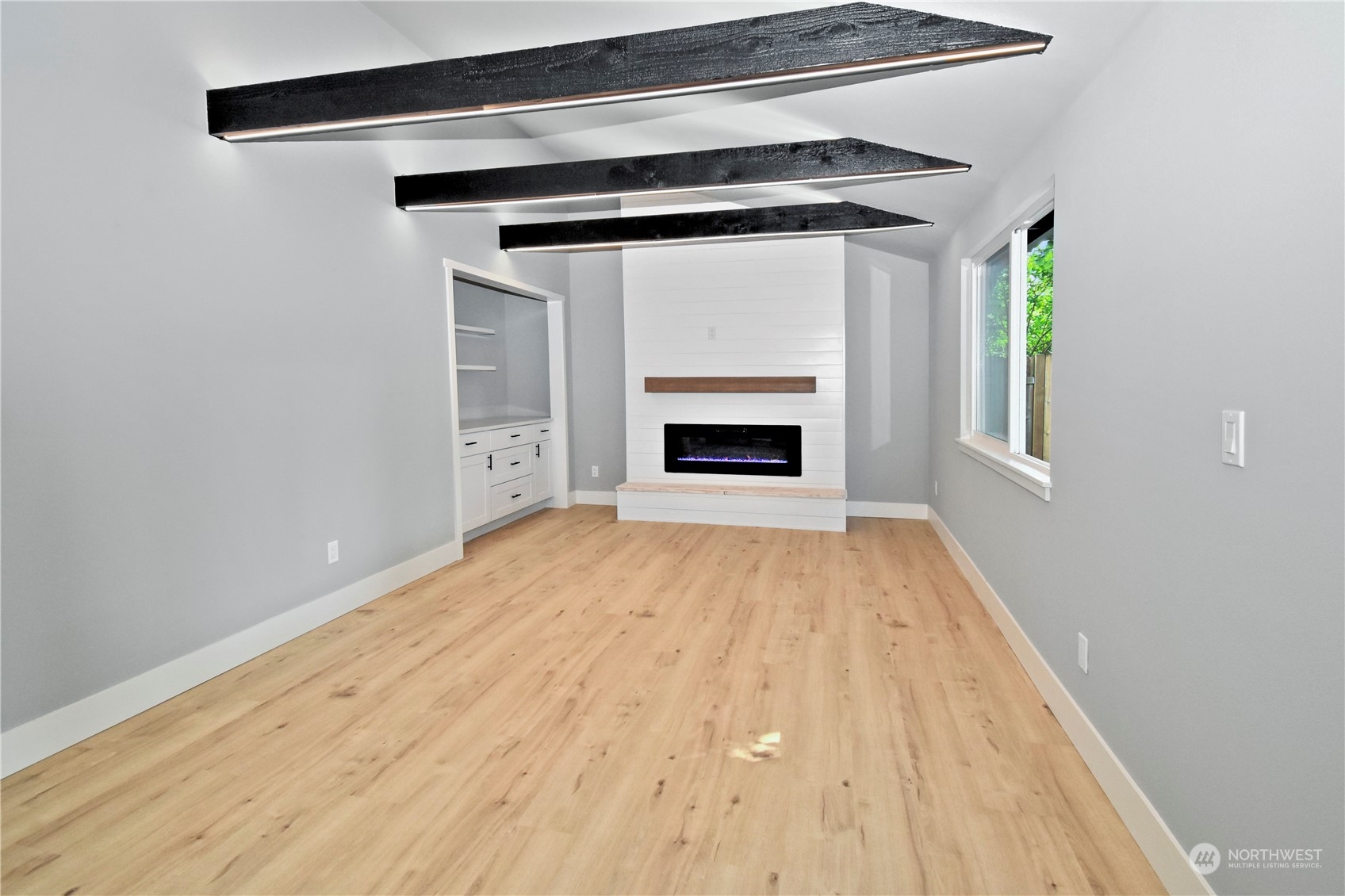 21214 3rd Avenue West Bothell, WA 98021 - Photo 13 of 40