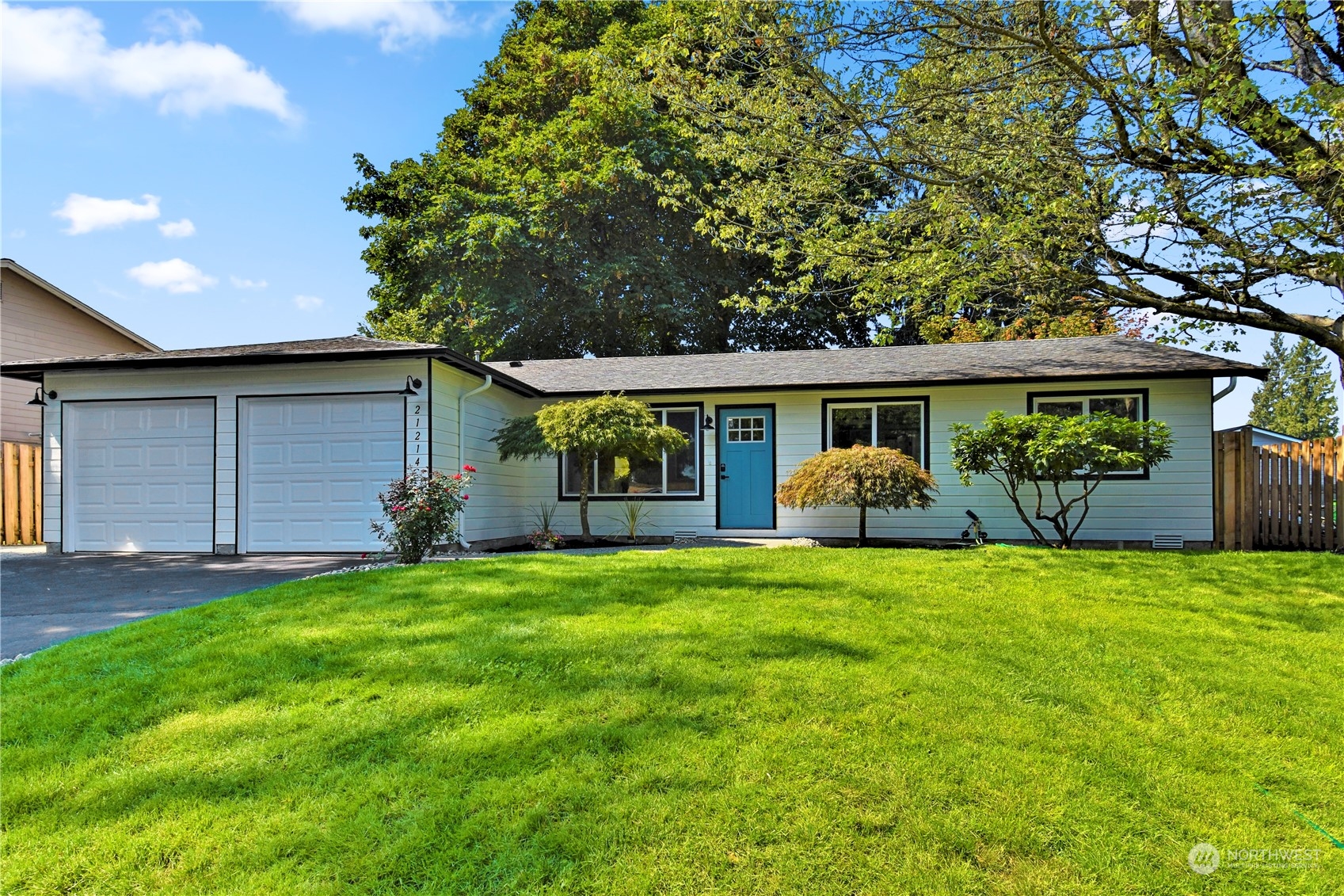 21214 3rd Avenue West Bothell, WA 98021 - Photo 2 of 40