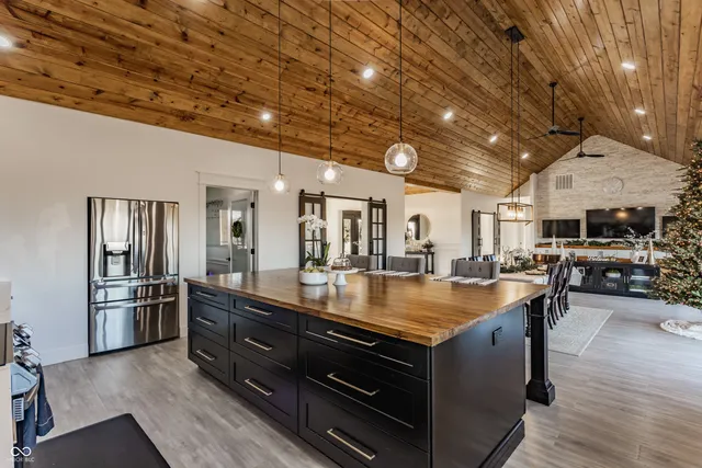 $1,499,000 | 6186 North 50 East, Fortville, IN 46040