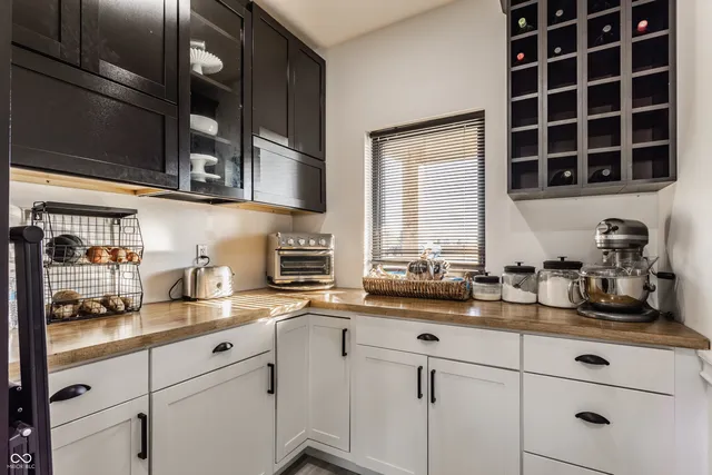 $1,499,000 | 6186 North 50 East, Fortville, IN 46040