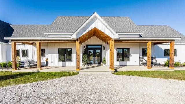 $1,499,000 | 6186 North 50 East, Fortville, IN 46040