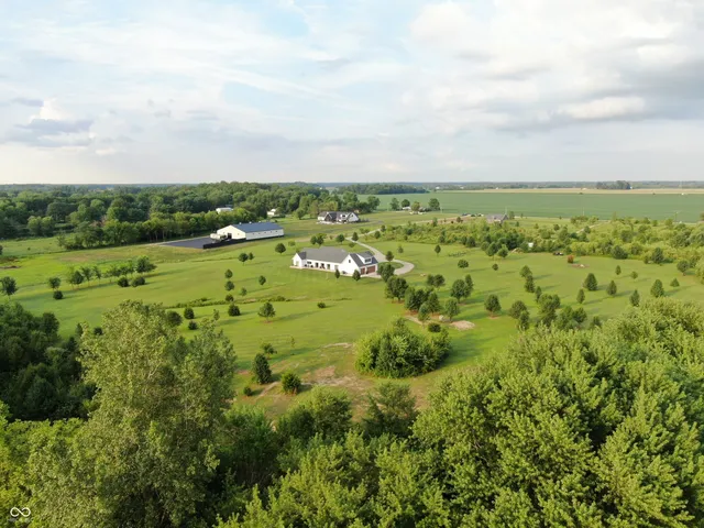 $1,499,000 | 6186 North 50 East, Fortville, IN 46040