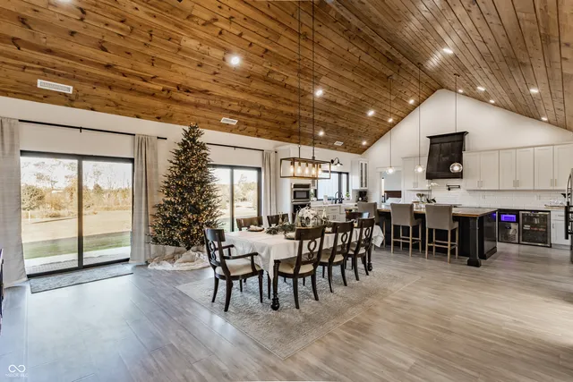 $1,499,000 | 6186 North 50 East, Fortville, IN 46040